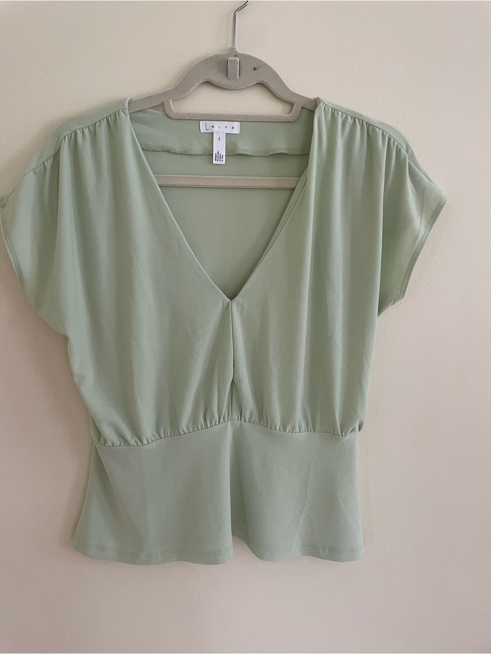 Leith Light Green V-Neck Peplum Top Small